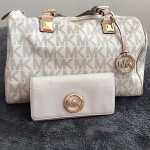 Michael Kors Greyson handbag and matching wallet